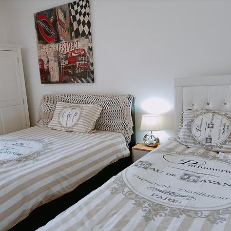 Charmant Appartement Independant, 5 Mn De Rouen, Avec Terrasse, Refait A Neuf Franqueville-Saint-Pierre Exteriör bild