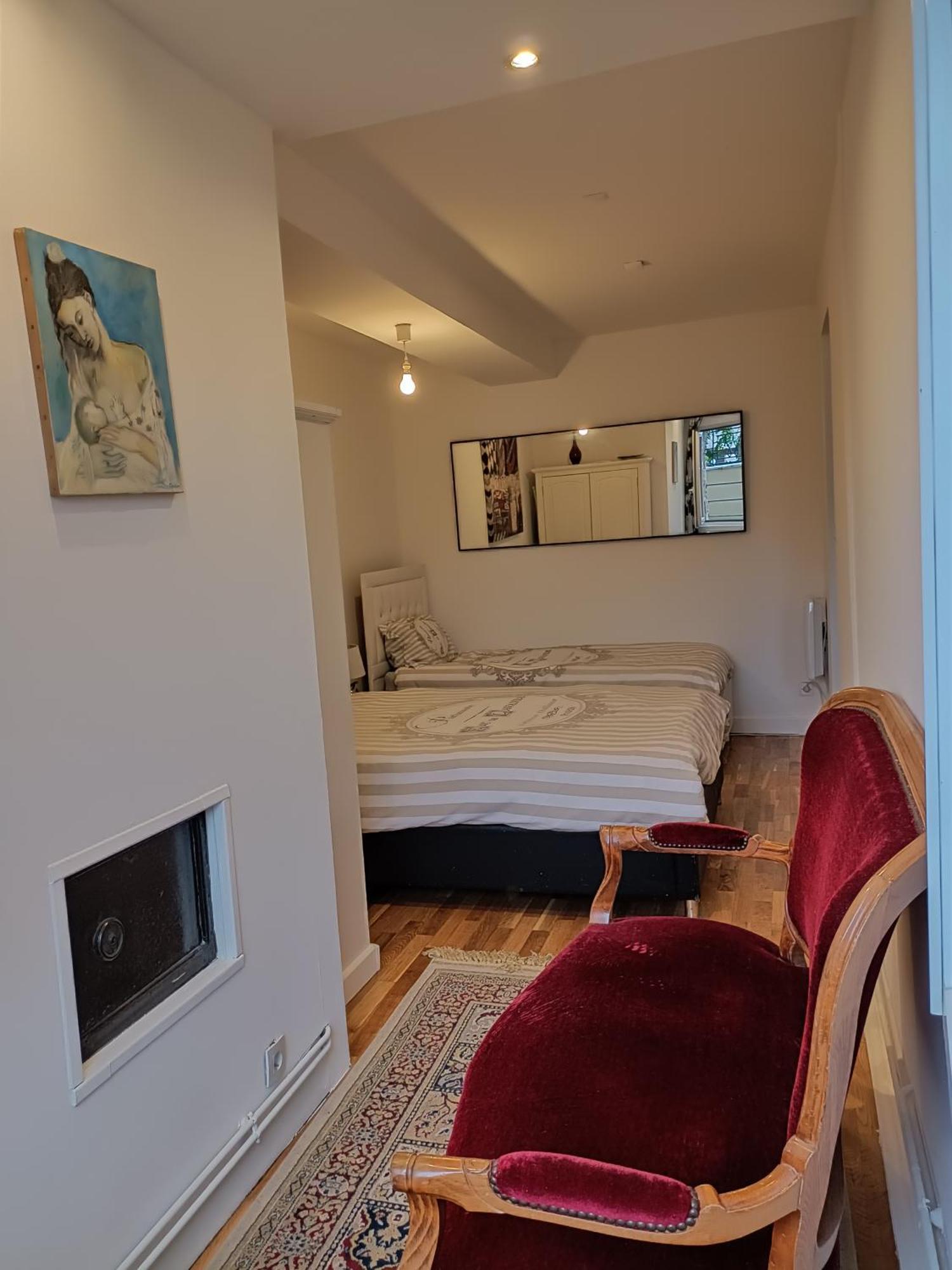 Charmant Appartement Independant, 5 Mn De Rouen, Avec Terrasse, Refait A Neuf Franqueville-Saint-Pierre Exteriör bild